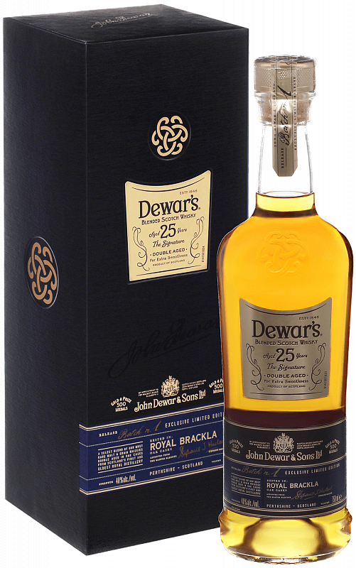 Дюарс Сигниче 25 лет купажированный шотландский виски в подарочной упаковке 0.5 л
